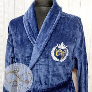 Personalized Turkish Cotton Bath Robe: Embroidered Crown & Initials