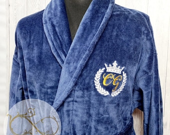 Personalized Turkish Cotton Bath Robe: Embroidered Crown & Initials