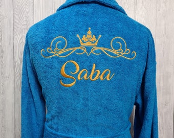 Personalized Terry Bathrobe: Custom Embroidered Name & Crown Design