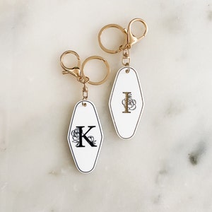 initial with floral detail - retro hotel keychain