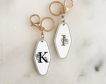 initial with floral detail - retro hotel keychain