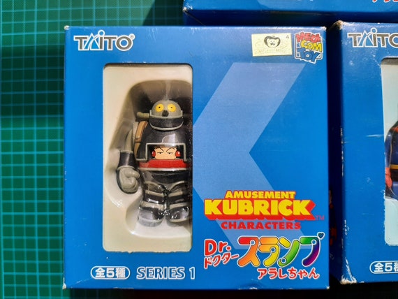 キューブリック メディコム・トイ Dr.スランプ アラレちゃん BOX