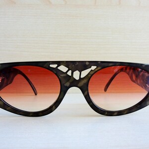 Lunettes de soleil vintage VTG SAPHIRA 4181
