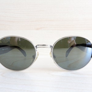 Vintage sunglasses PERSOL 2011-S made in Italy new old stock