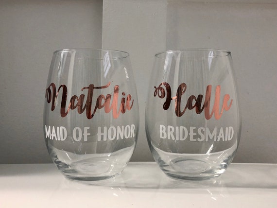 Bridesmaid Wine Glasses Bachelorette Weekend Personalized Wine Glass Gift of Bridal Party Bridesmaid Gift |Bridesmaid Proposal