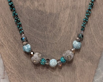 Turquoise Chain and Stone Beaded Necklace