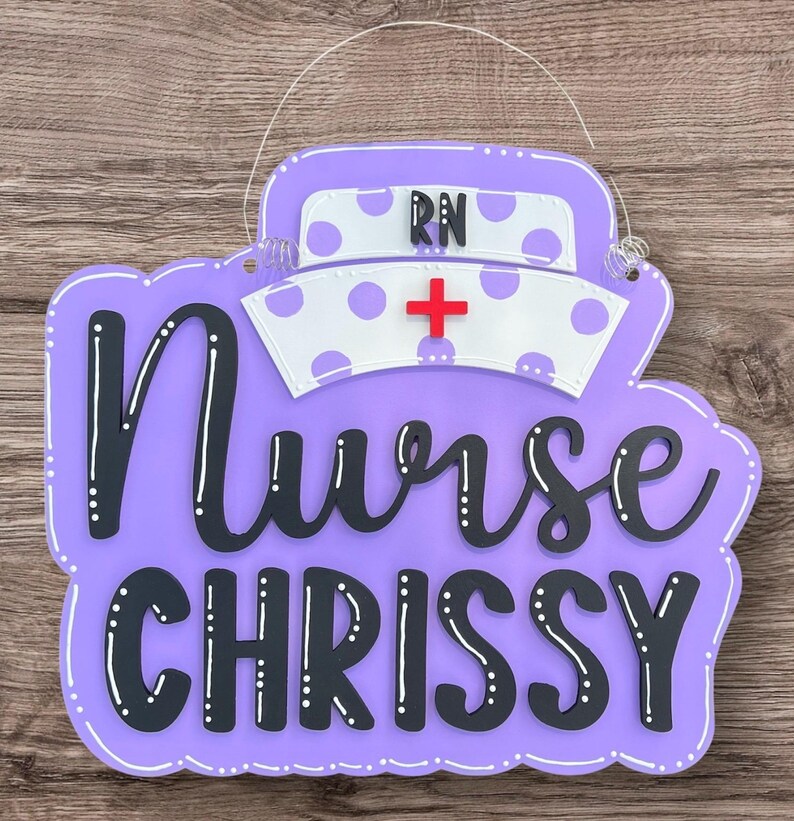 Plaque de bienvenue d'infirmière scolaire, accroche-porte d'infirmière d'école, retour à l'école, plaque d'infirmière personnalisée pour porte, cadeau pour infirmière, accroche-porte d'infirmière autorisée, chapeau d'infirmière image 4