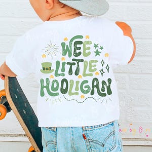 Jongen St. Patrick's Day digitale PNG SVG sublimatie Wee Little Hooligan Iers groen vakantie maart gesneden bestand kleine retro peuter grafisch ontwerp