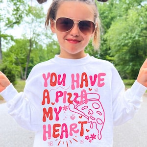 Kleines Mädchen Valentinstag digitale PNG SVG Sublimation Pizza Mein Herz Cricut Cut Datei Retro hell Kinder Kleinkind Shirt Grafikdesign DTF