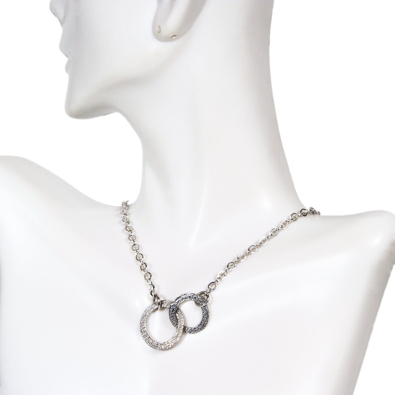Sterling Silver Ring Necklace Interlocking Circles Necklace Linked Circle Necklace Mother Daughter Necklace Meaningful Gifts