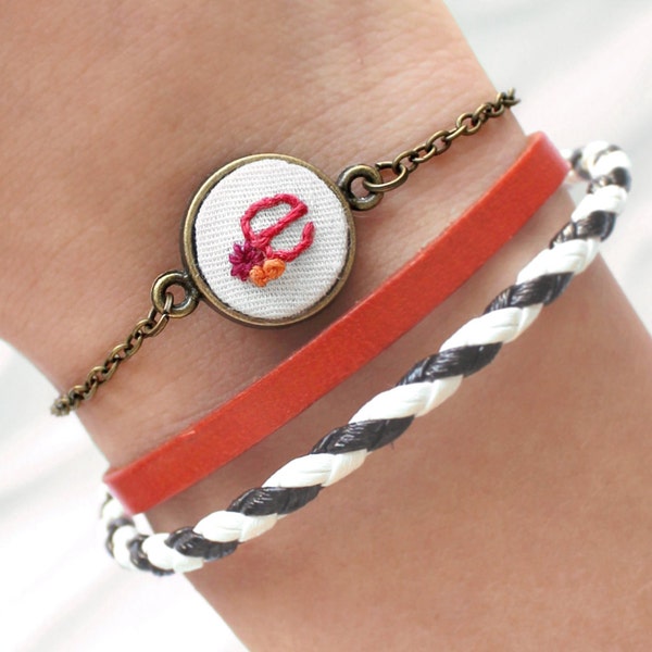 Personalisierte Geschenk für Teen | Bunte erste Armband | Geschenk für den besten Freund | Stapeln Manschette | Monogramm Schmuck | Maßgeschneidert für Sie | Frau