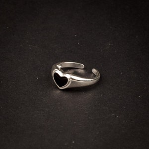 Adjustable Black Heart Ring
