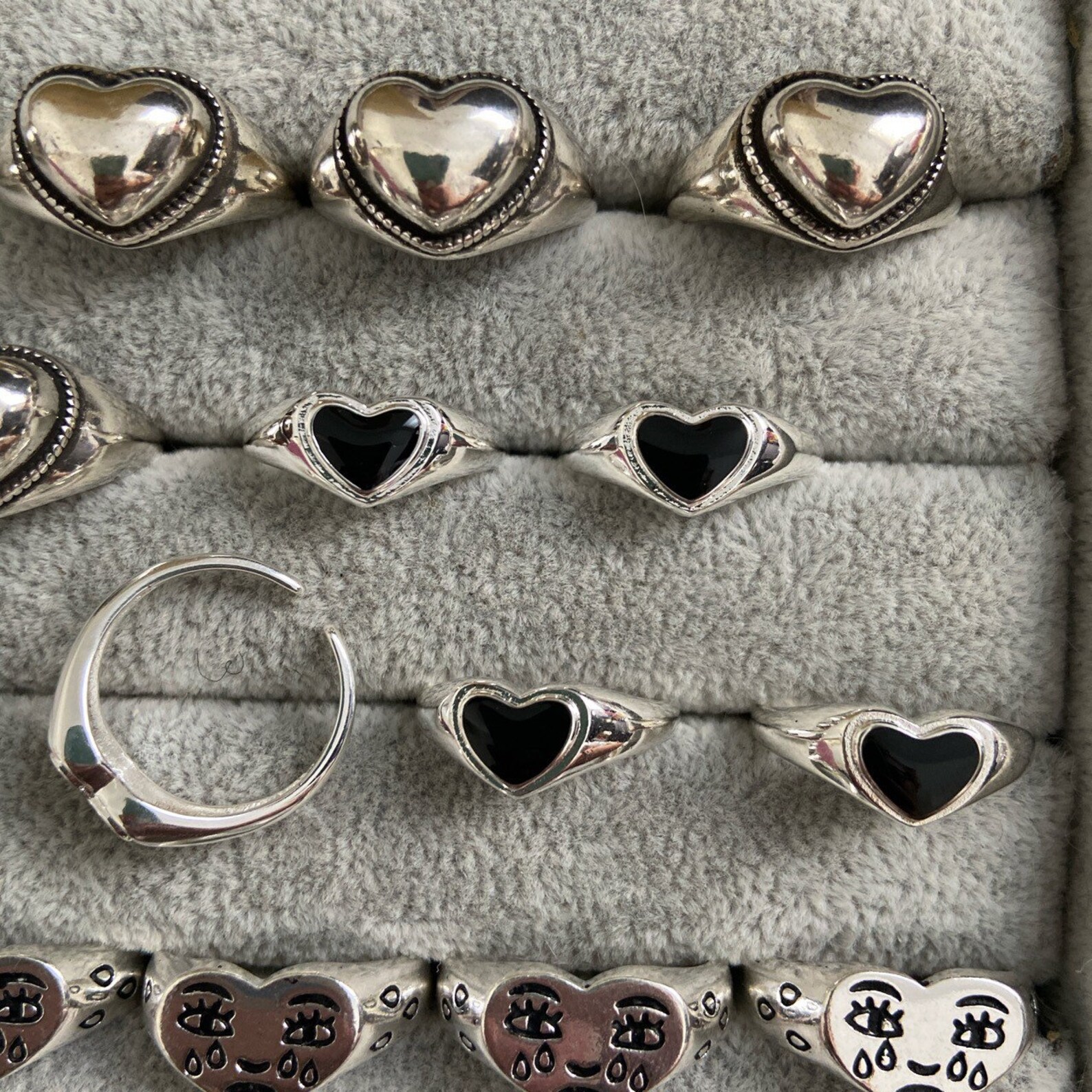 Adjustable Black Heart Ring Etsy UK