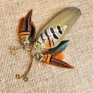 Bold Feather Ear Cuff | Alternative Festival Fashion | Ethical Statement Jewelry | Lightweight & Unisex Design