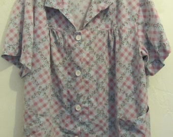 A Women's Vintage 80's,Short Sleeve ARGYLE Plaid HOUSEWIFE Type Top.22/24