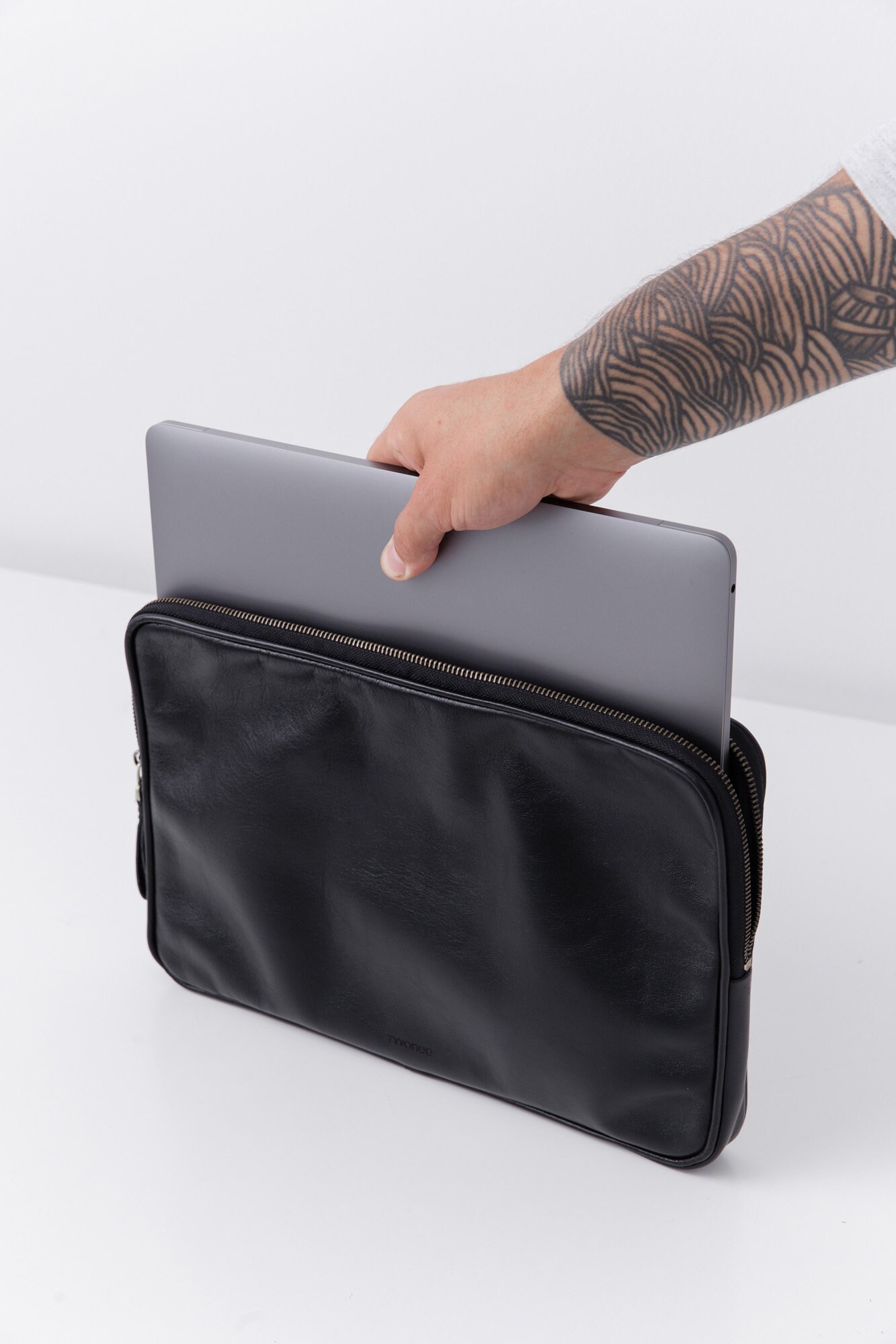 MacBook Air Leather Sleeve / Laptop Zip Folio / MacBook Pro Safety