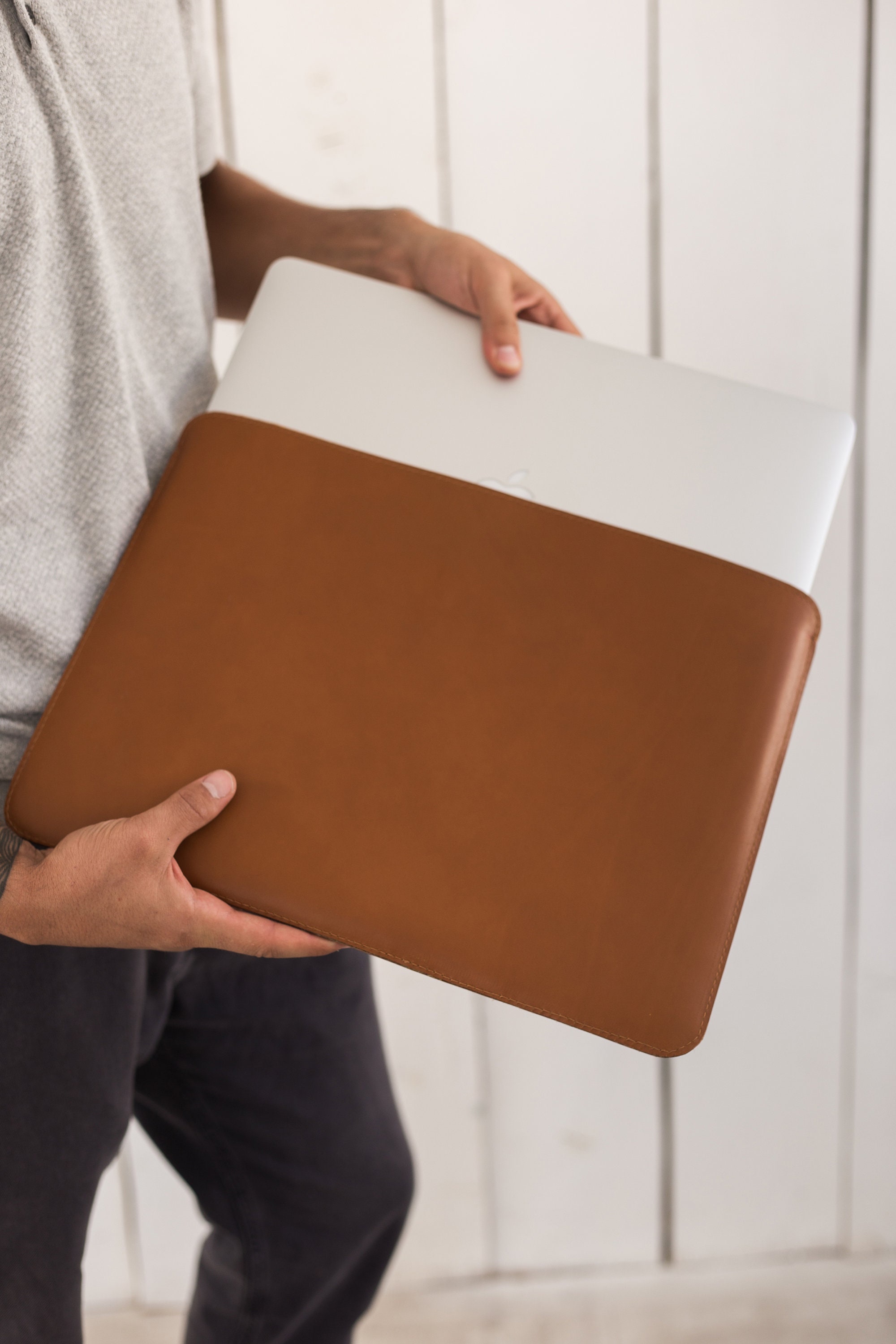 MacBook Pro Leather Sleeve / Laptop Sleeve From Premium Full-grain