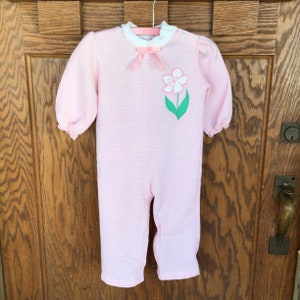 Pink Vintage Jumper - Size 18-24 Months Healthtex Jumper - Vintage Sleeper - Vintage One Piece Outfit - Pink and White with White Collar