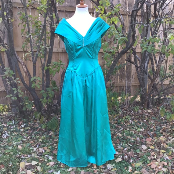 velvet burgundy bridesmaid dresses Off the Shoulder Wholesale Bridesmaid Dresses Side Split Plus Size main image 1