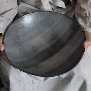 Ceramic large serving bowl image 6