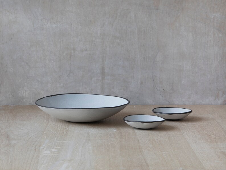 1 Medium Modern Salad Bowl: Stoneware Black & White, Hand made pottery