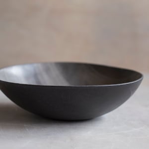 Ceramic large serving bowl image 2