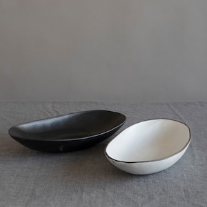 Large Oval Ceramic Serving Bowl, Modern Ceramic Bowl, Unique Fruit Bowl, Black Or White Bowl, Gift For Mom image 6