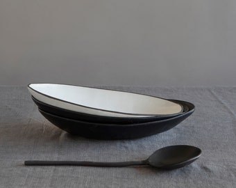 Large Oval Ceramic Serving Bowl, Modern Ceramic Bowl, Unique Fruit Bowl, Black Or White Bowl, Gift For Mom