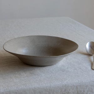 Tigelas de cerâmica rústica para servir massa