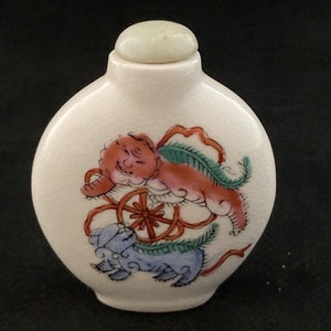 Vintage Chinese Porcelain Snuff Bottle White Dual Sided Hand Painted