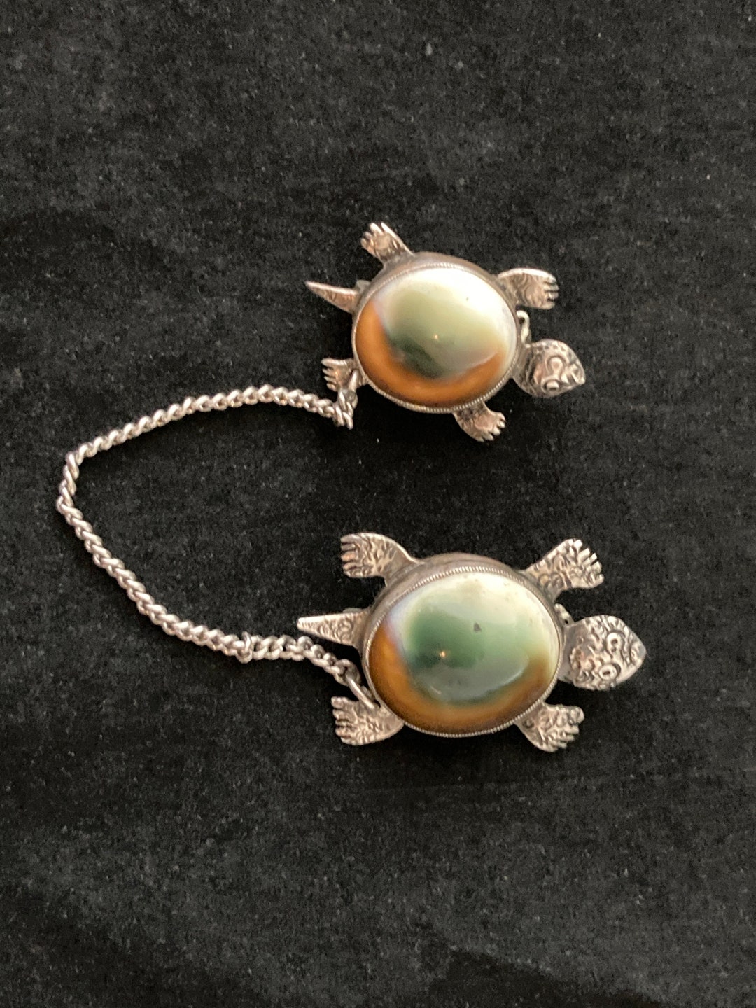 Vintage Two Turtle Silver Toned Metal W/ Stone Sweater Lapel Pin With ...