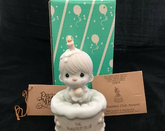 Vintage Precious Moments The Sweetest Club Around Figurine with Box