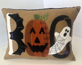 by Cleo And Me Patterns Wool Felt Kit For Little Scaredy Cat Penny Rug