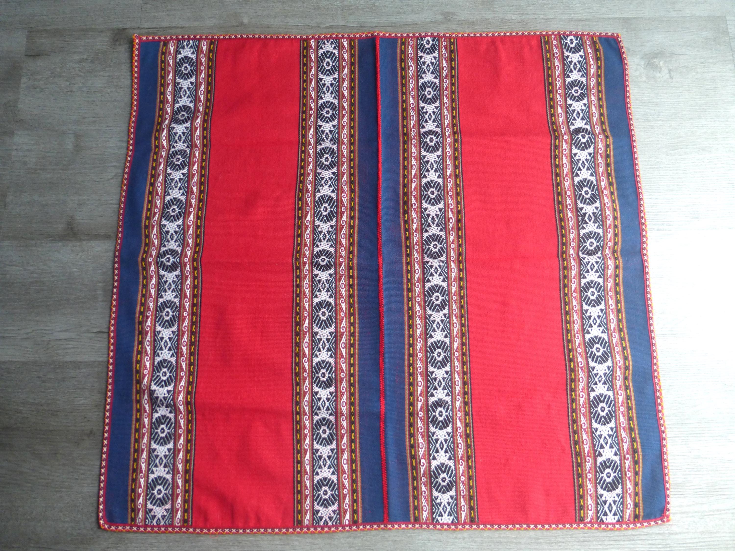 Handwoven Alpaca Mesa Cloth: Peruvian Andean Textile (32 X 31 inches)