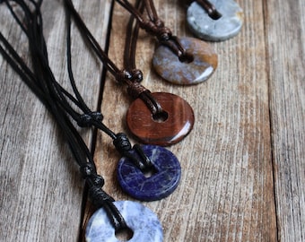 Natural Stone Pendant Necklace, Donut Choker, Adjustable Black Cord, Bohemian Jewelry Gift, Unisex Necklace