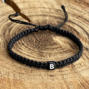 Pulseras con iniciales para mujeres y hombres, regalos unisex para ella, adolescente, mejor amiga, cumpleaños, letras trenzadas de la A a la Z, dijes ajustables