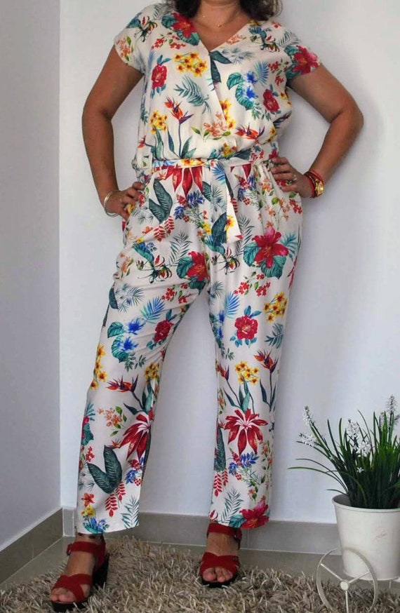 Ladies top fashion jumpsuits