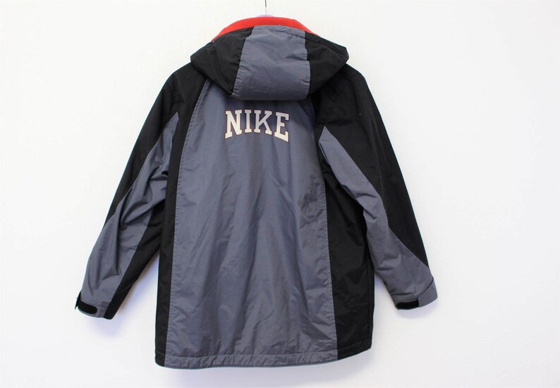 nike giacca a vento