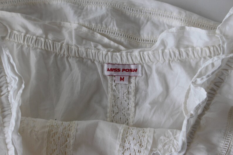 White Cotton Dirndl Blouse Boho Hippie Top Peasant Folk Style Embroidered Feminine Short Sleeve Medium Size
