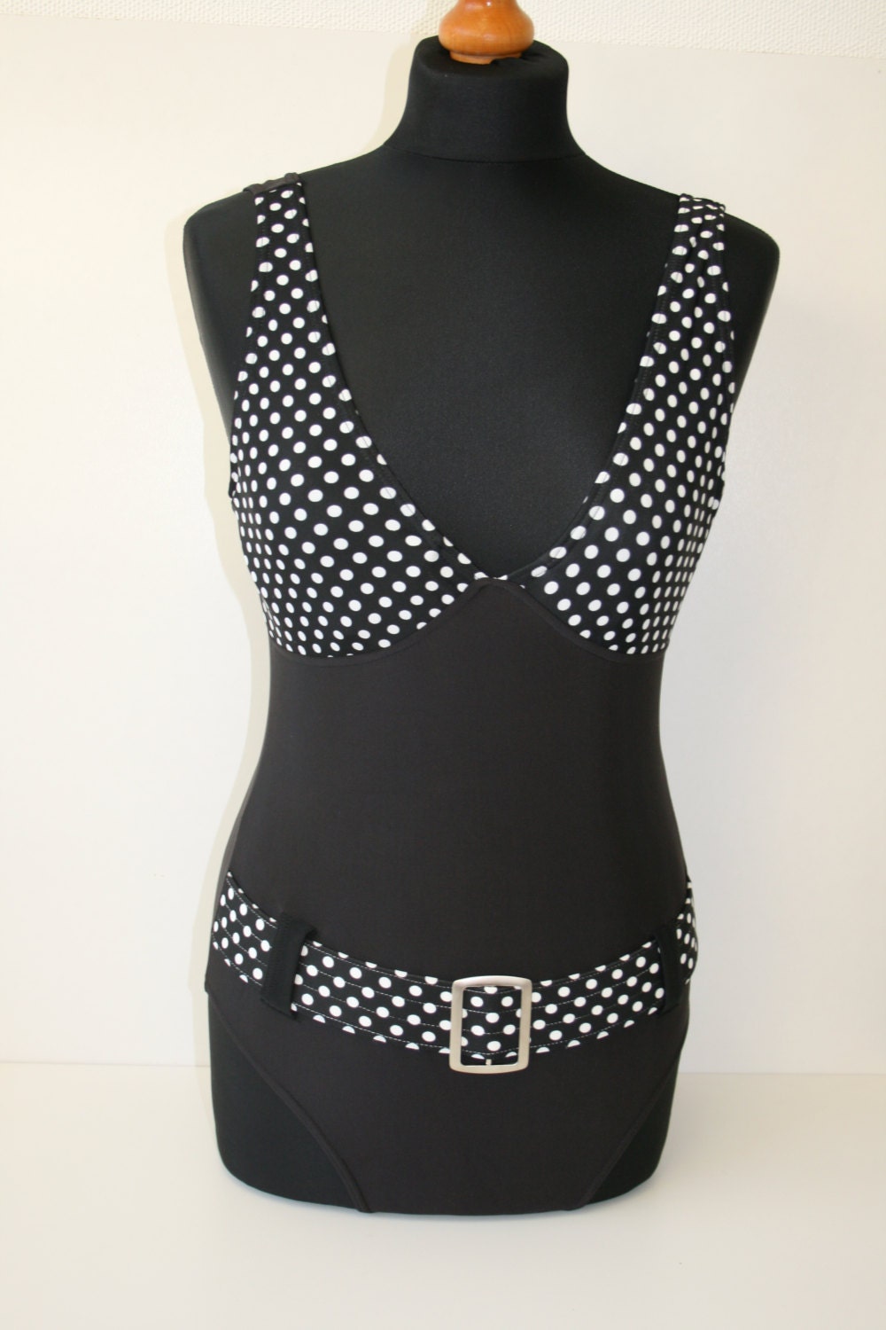 Black and white polka dot swimsuit online