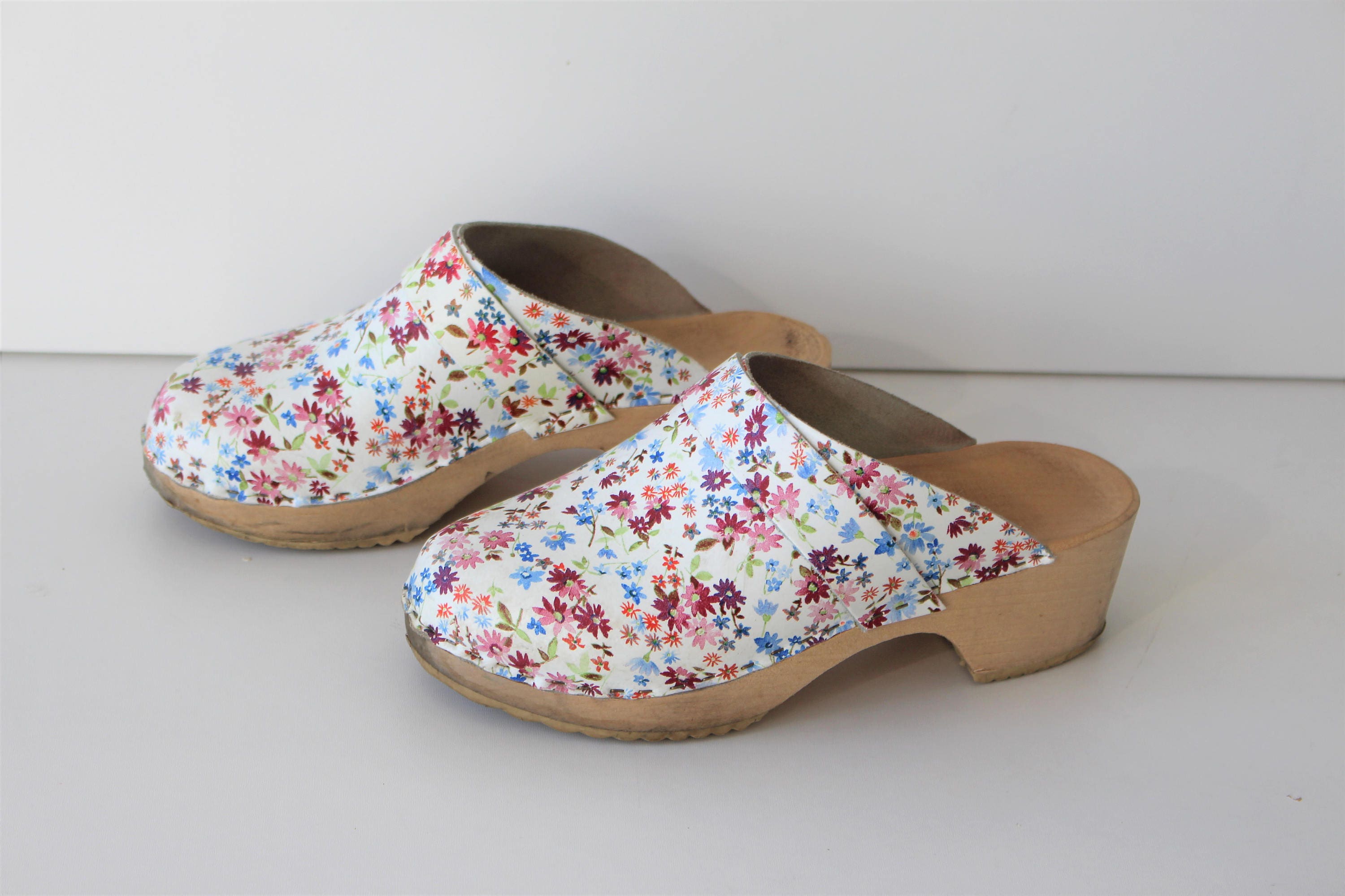 Swedish clogs DALA Vintage White Leather Clogs Slip On Mules White Floral Platform Slides Handmade Size EUR 36  US 6