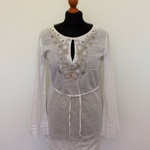 White Folk blouse Embroidered Cotton Tunic  Boho Hippie Top Shirt White Cotton Woman clothing  Embroidered Blouse Casual Summer Medium  Size