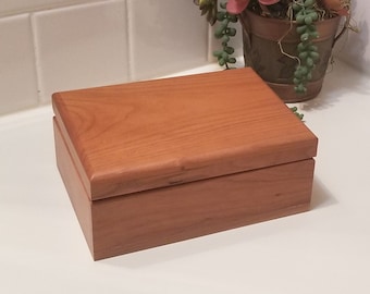 Men's Dresser Box, Men's Valet Box, Trinket box,  Dresser Tray, Hinged Wooden Box, Oak Dresser Box