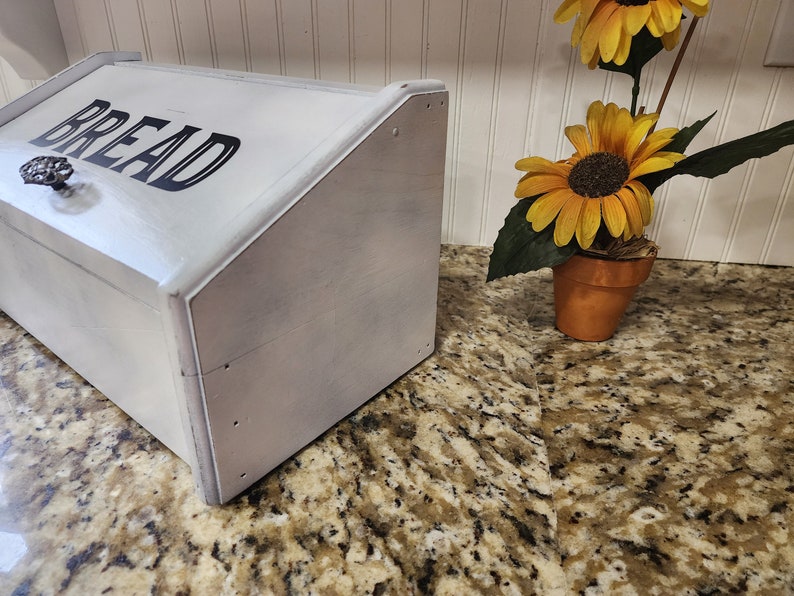 OzarkCountryCrafting Bread Box - Thumbnail 4