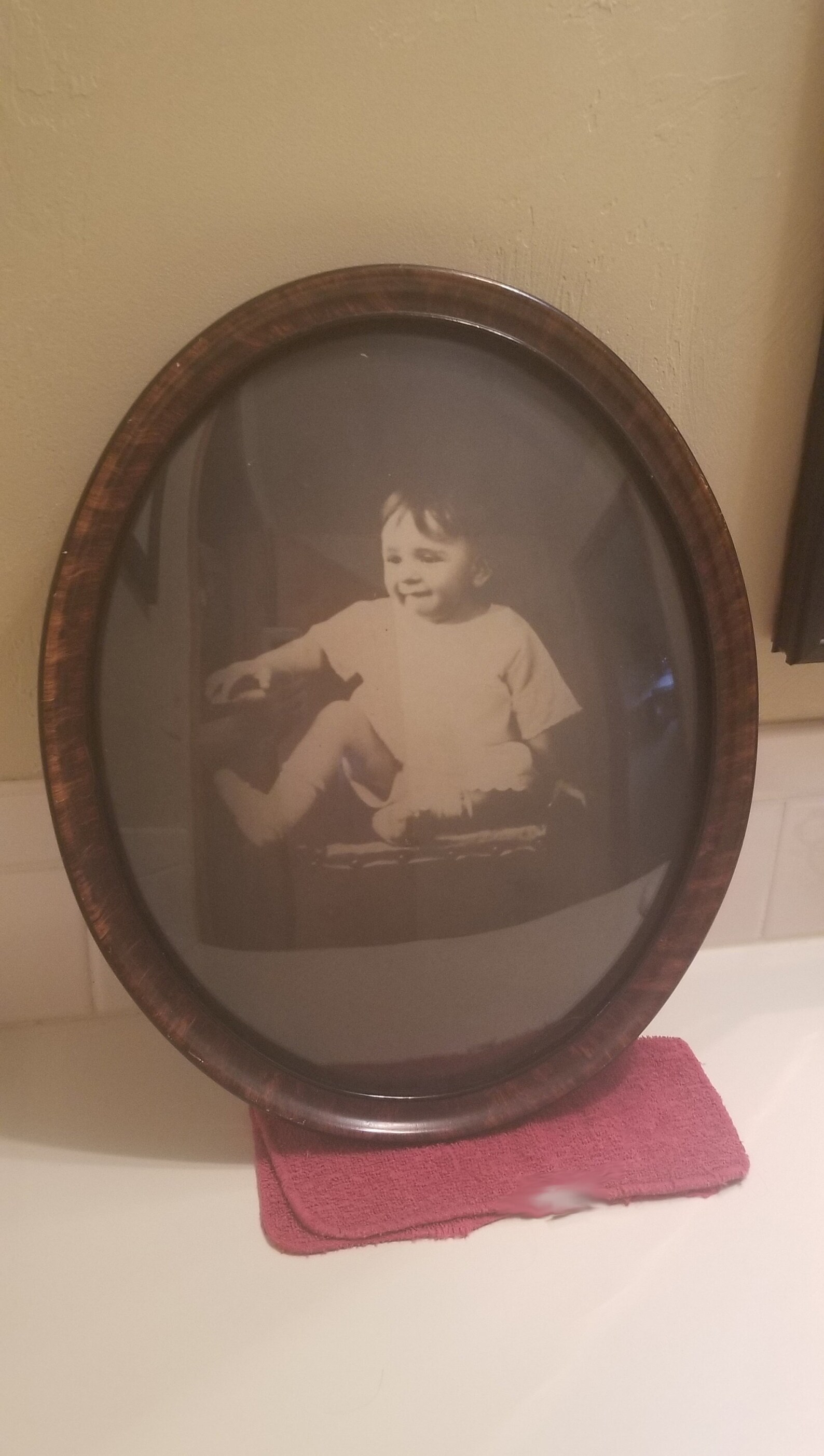 Vintage Oval Picture Frame Bubble Glass Domed Glass Antique Etsy