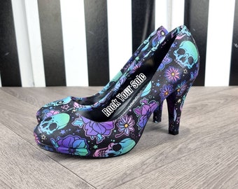 Blue Skulls heels, floral skull shoes, gothic high heels, women shoes, neon custom heels, rockabilly shoes, gift for her, night out, punk