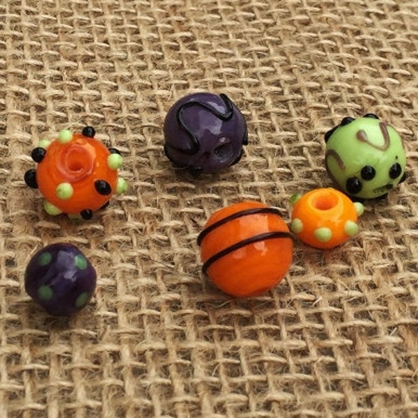 6 | Halloween Doodle Dot | Halloween Jewelry | Lampwork Glass Beads | 10-15mm