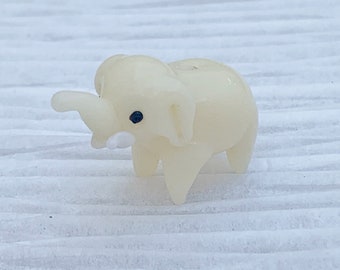 1/3 Cuentas de elefante blanco / Vidrio soplado / Animales de safari / 18x28x11 mm