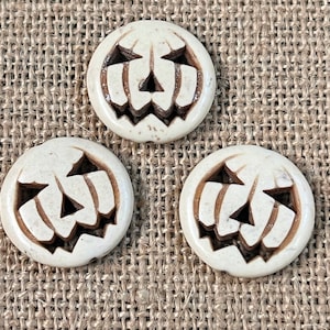 3 | 10 Cream Jack O Lantern Beads | Halloween Jewelry | Stone Discs | 25mm