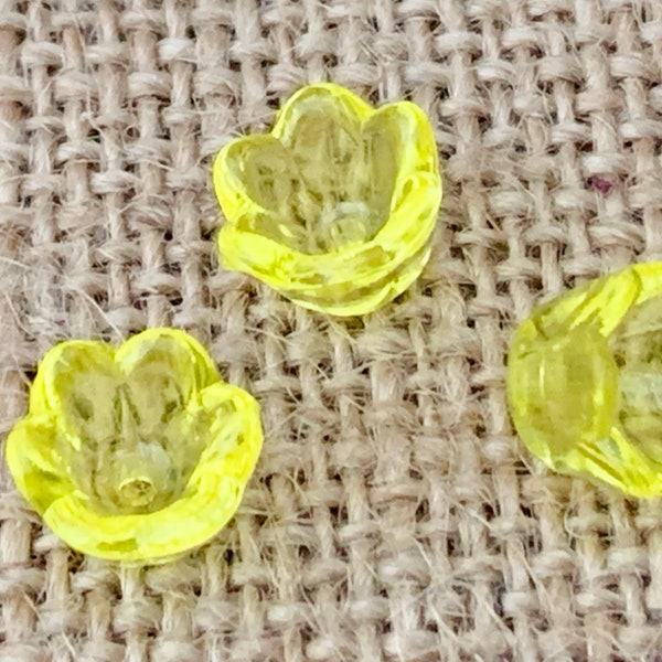 25 | 50 Yellow Bell Flower Bead Caps | Acrylic Beads | Lucite Tulip Flowers | 6x10mm